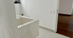 Venta de Moderno Departamento de Estreno con Terraza en San Isidro